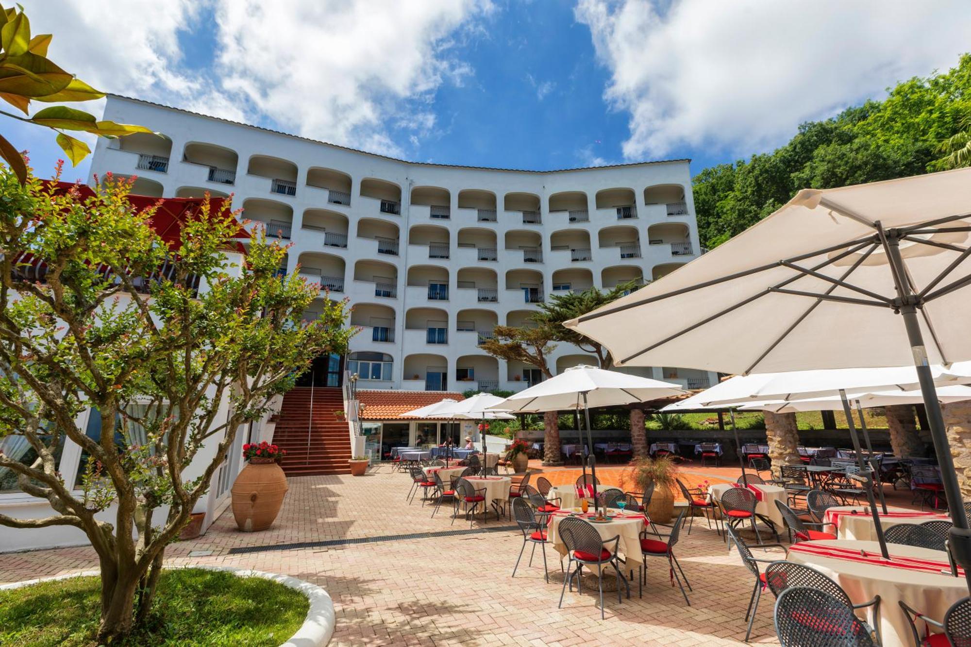 Grand Hotel Hermitage 산트아구타수이두에골피 외부 사진